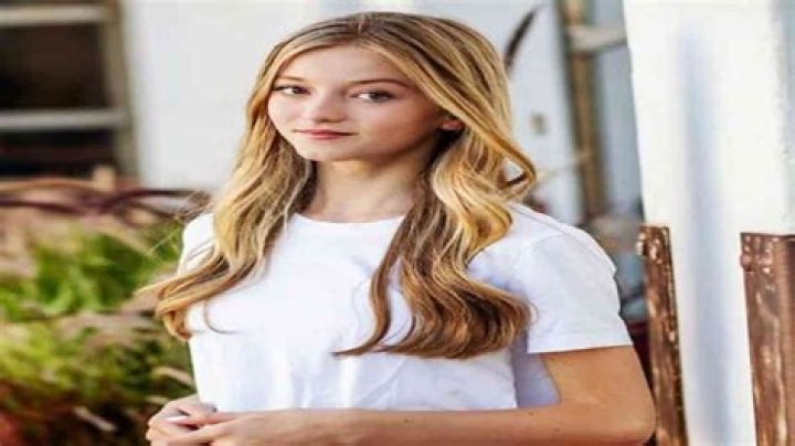 
How Old Is Emily Dobson? 