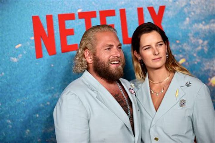 Internet Is Convinced Jonah Hill and Maisie Williams Are Making A Finance Movie