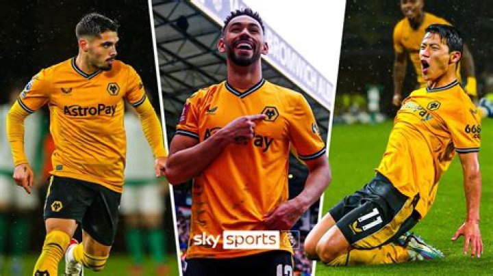 
Ruben Neves: Bruno Lage ‘99% sure’ midfielder will stay at Wolves 